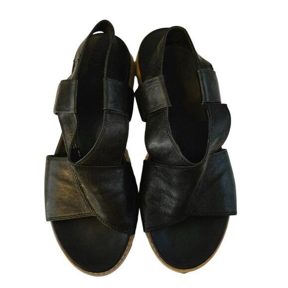 Sofft 9.5M Womens Sandals Flat Leather Upper Black - Picture 2 of 8